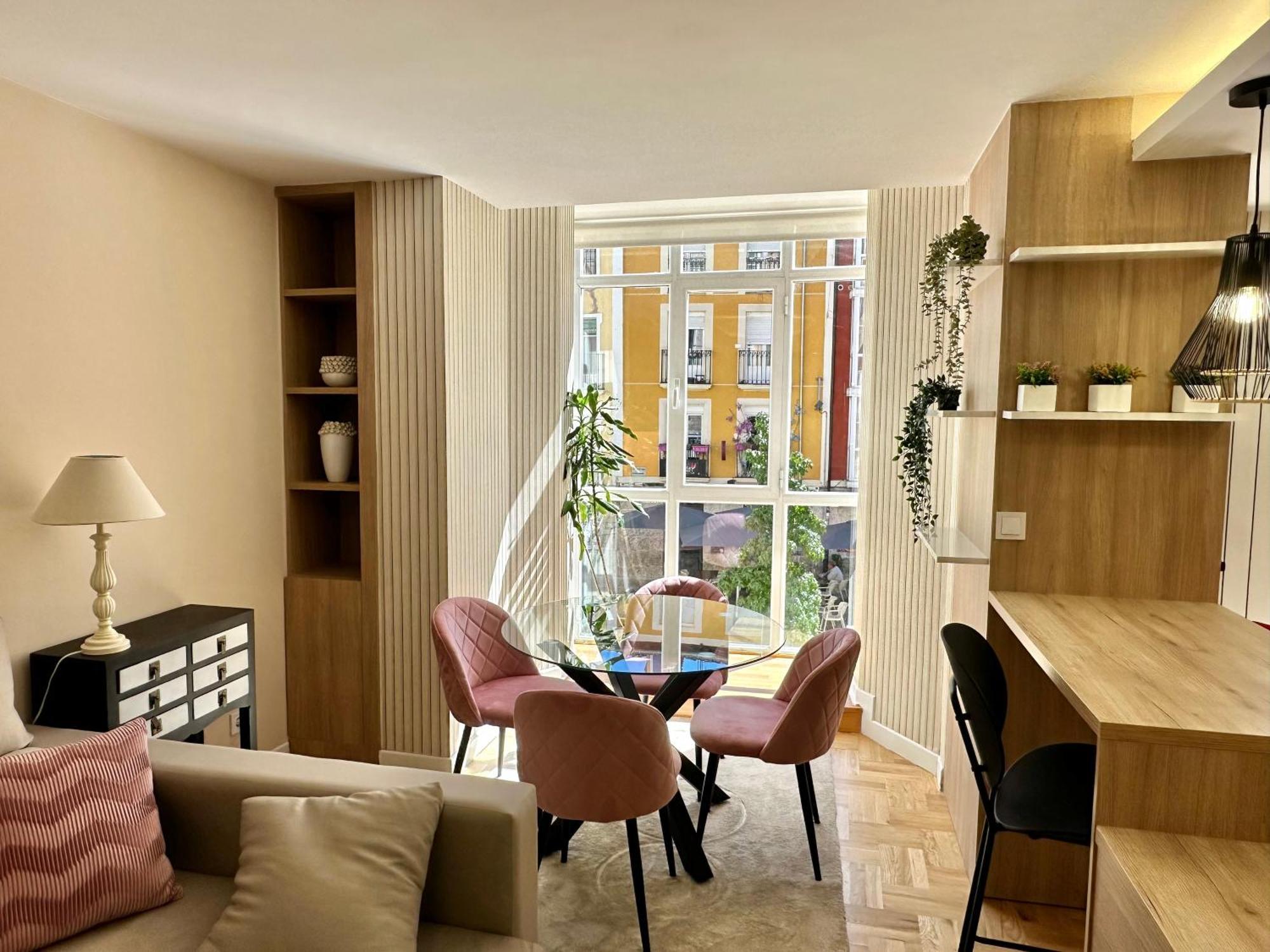 A Un Paso De La Catedral Apartment Burgos Ngoại thất bức ảnh